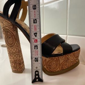 Nine West sandal